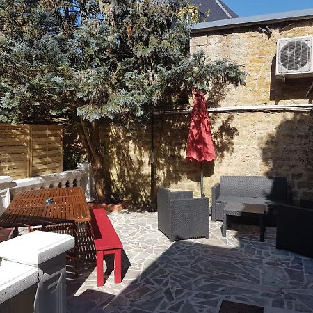Maisonnette Privatisee Sedan Extérieur photo